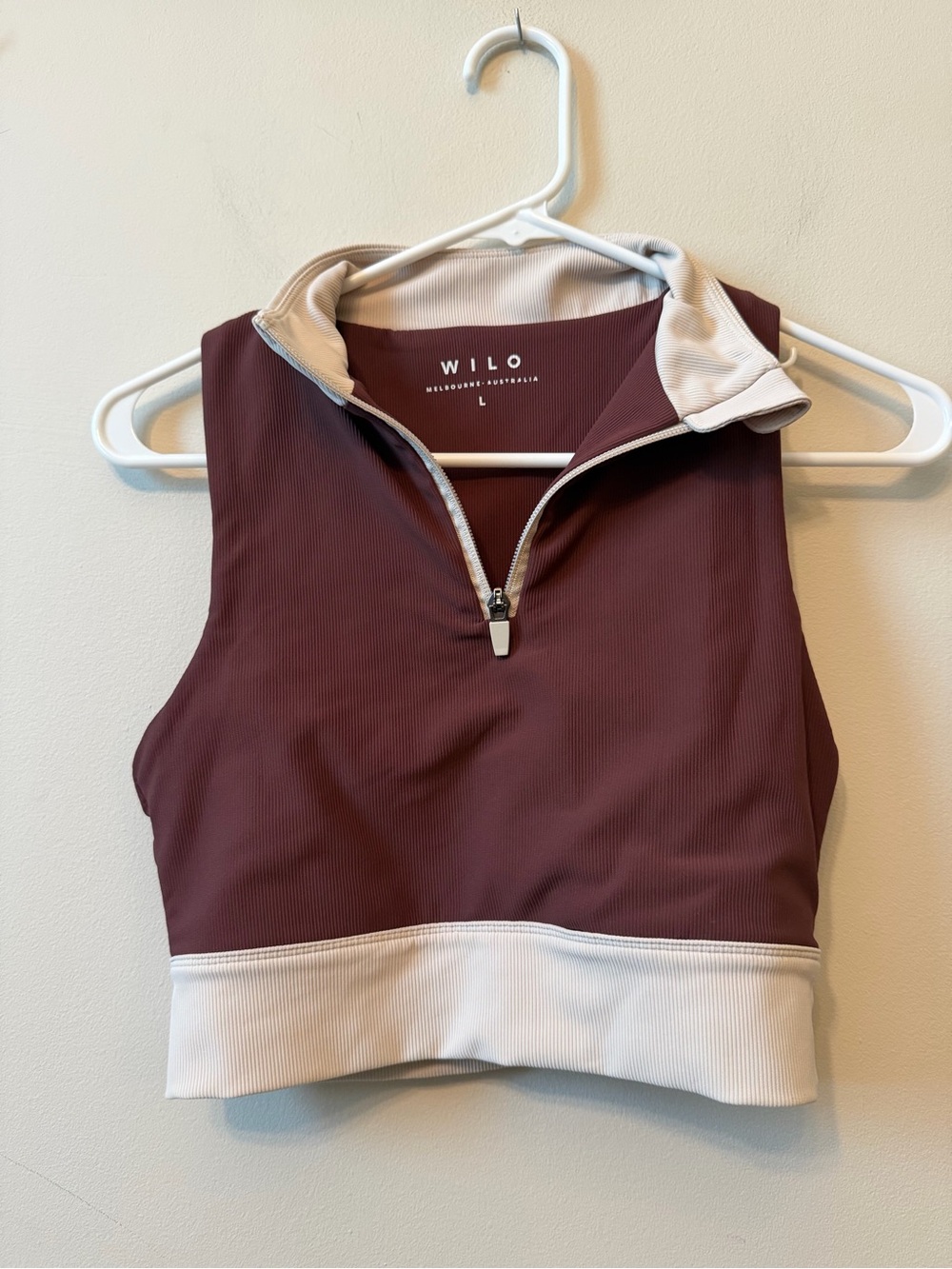 WILO The Label High Neck Ribbed Crop Tank Women’s Size Large Brown and Cream